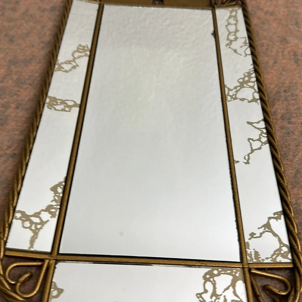 Vintage gold frames mirror